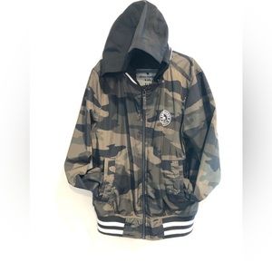 Abercrombie & Fitch Kids Lightweight Camouflage Windbreaker
